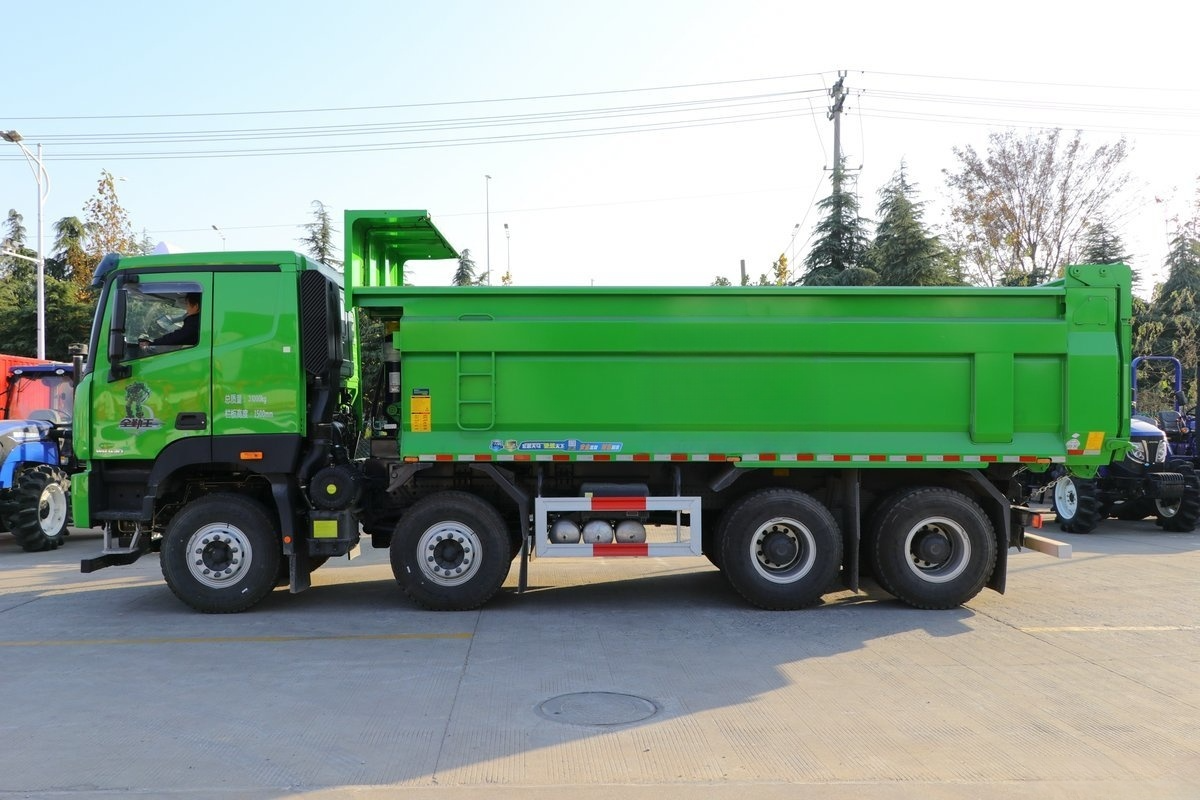 Auman GTL Heavy-Duty Truck 8×4 Box Dump Truck|construction truck